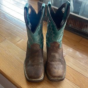 Smokey mountain boots 1.5 little girls